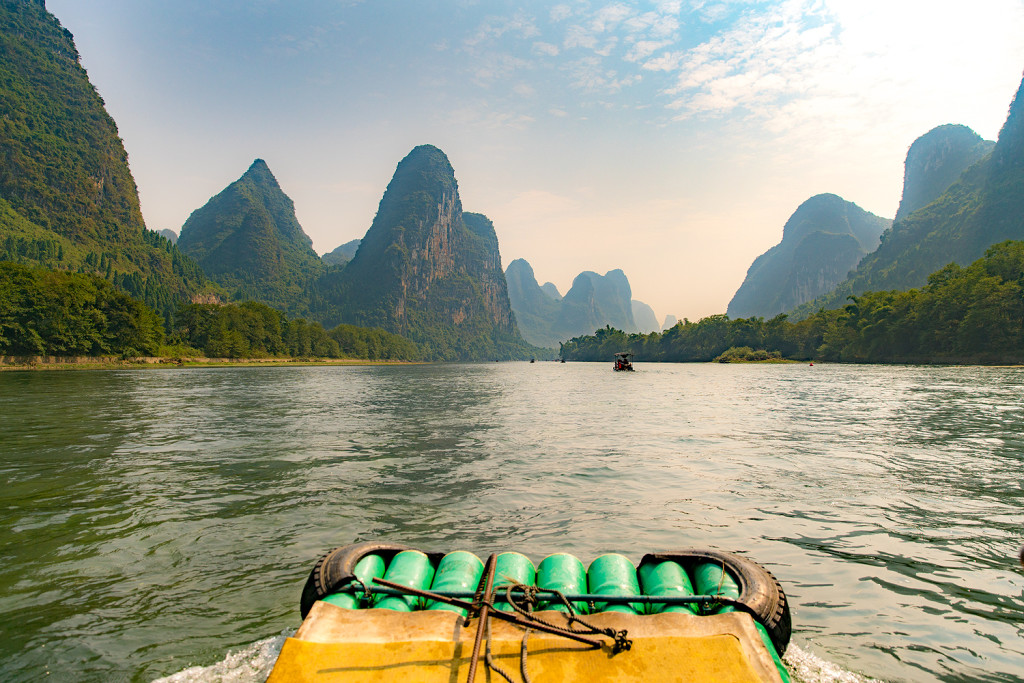 Li River Boat Cruise (Guilin/Yangshuo/Guangxi) China © PhotoTravelNomads.com