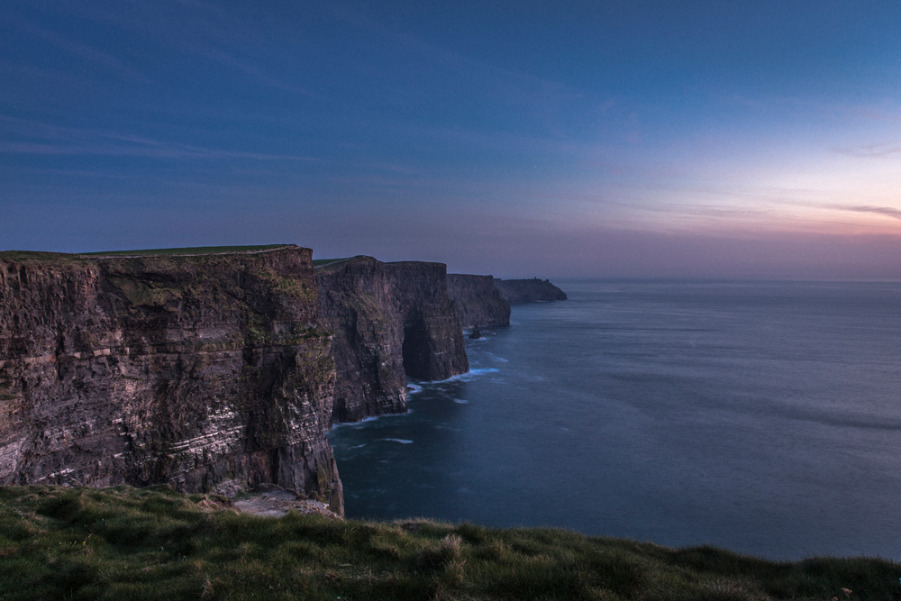 Cliffs of Moher at night - Namensgebung, Eintritt, Öffnungszeiten - Irland Reiseblog © PhotoTravelNomads.com