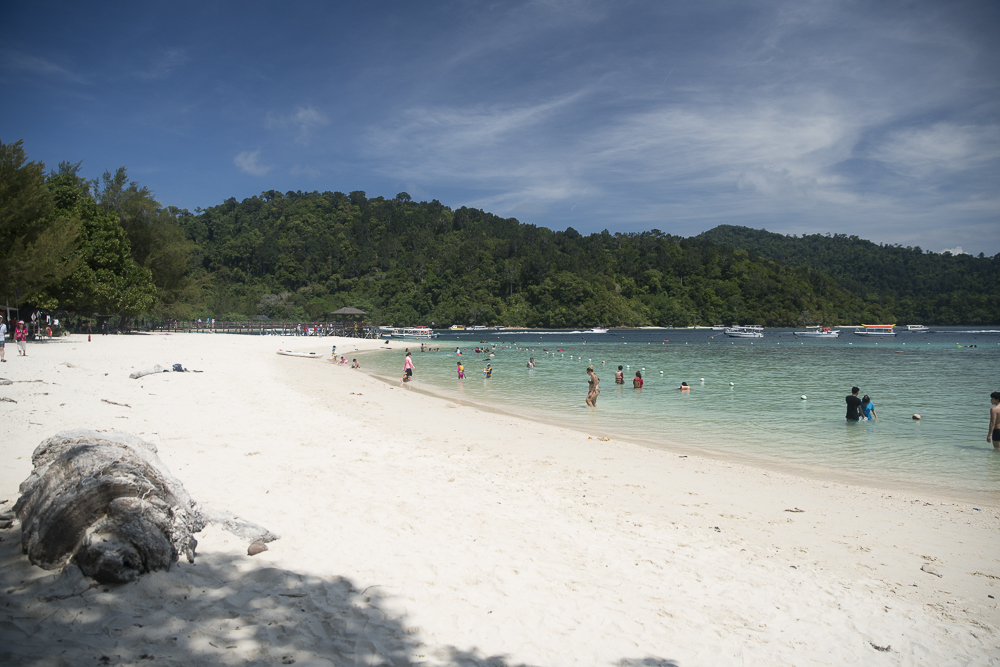 Strand von Sapi Island bei Kota Kinabalu