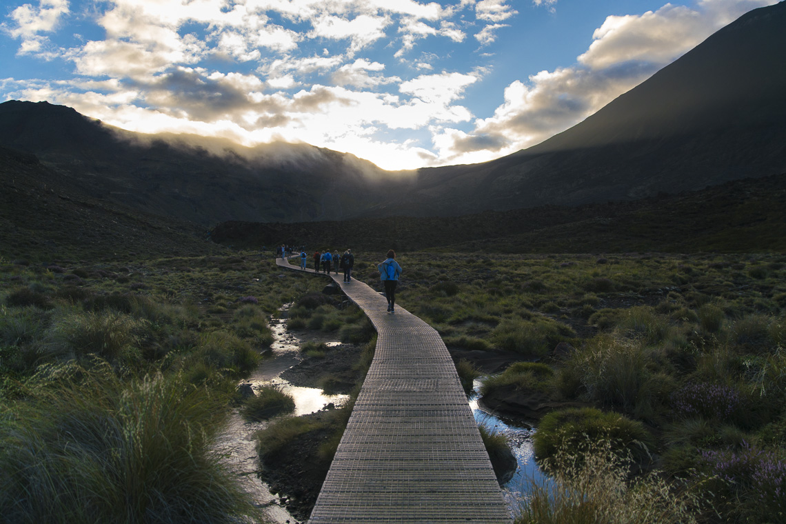 Tongariro Alpine Crossing © PhotoTravelNomads.com