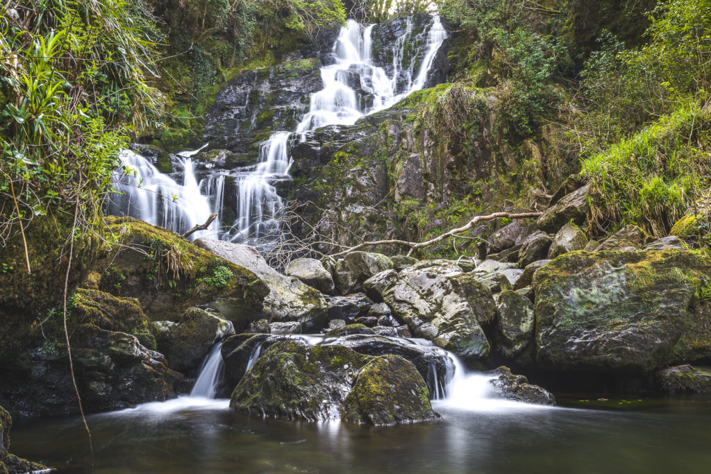 Tipps zur Landschaftsfotografie: Wasserfall fotografieren mit Langzeitbelichtung