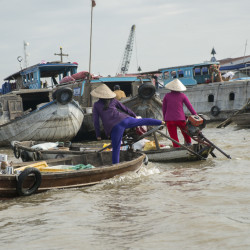 Floating Market Mekong Delta Tour © PhotoTravelNomads.com