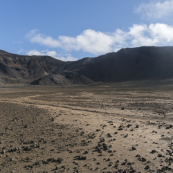 South Crater Tongariro Alpine Crossing © PhotoTravelNomads.com